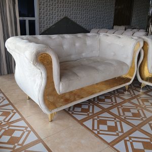 A new upgraded living room chair 💺